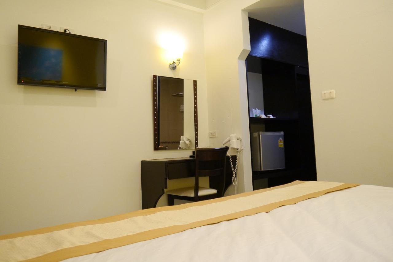 Lertnimit Hotel Csaijaphum Kültér fotó